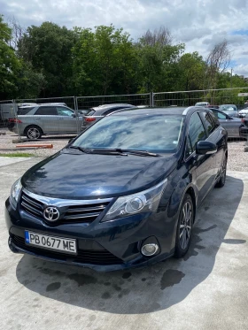 Toyota Avensis 2.0 Газ гаранция Алкантара Мултимедия Камера , снимка 1