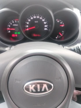 Kia Soul 1.6 CRDi, снимка 10