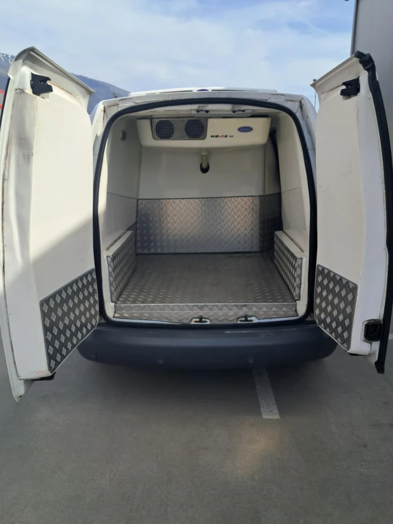 VW Caddy 1, 9 TDI Хладилен , снимка 6 - Автомобили и джипове - 49485242