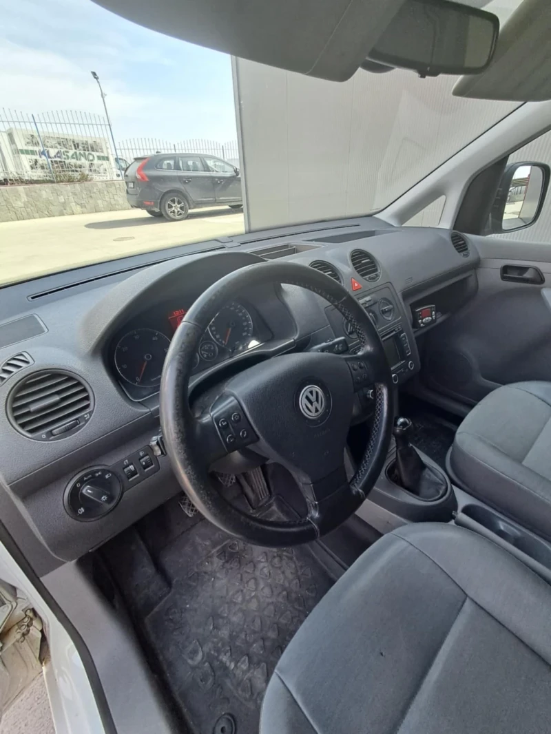 VW Caddy 1, 9 TDI Хладилен , снимка 8 - Автомобили и джипове - 49485242