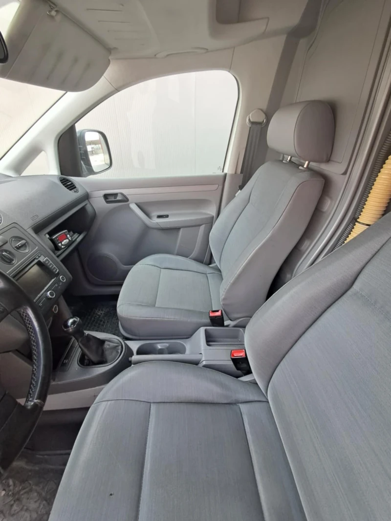VW Caddy 1, 9 TDI Хладилен , снимка 9 - Автомобили и джипове - 49485242