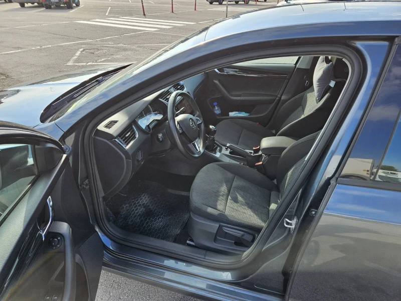 Skoda Octavia, снимка 3 - Автомобили и джипове - 52403216