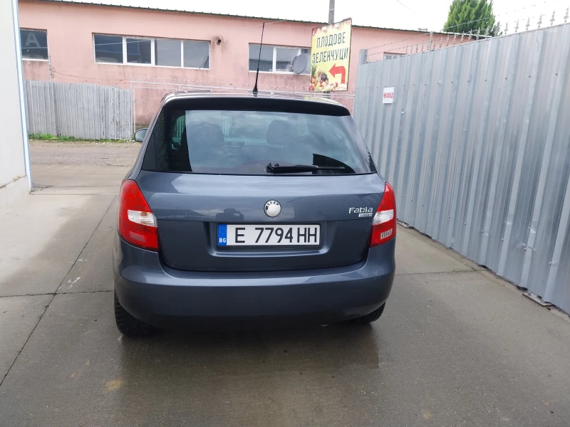 Skoda Fabia, снимка 3 - Автомобили и джипове - 52470270