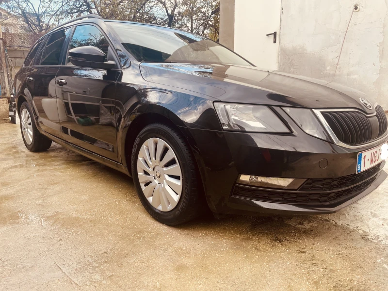 Skoda Octavia 1.5 G-TEC МЕТАН, НАВИ, снимка 10 - Автомобили и джипове - 52555399