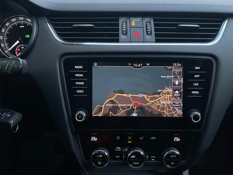 Skoda Octavia 1.5 G-TEC МЕТАН, НАВИ, снимка 8 - Автомобили и джипове - 52555399
