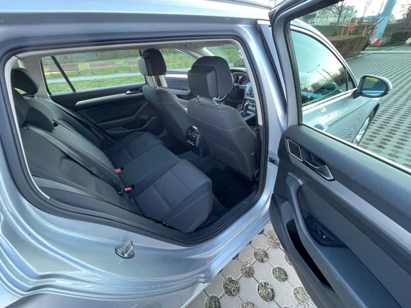 VW Passat B8/DSG Каско, Винетка, ГТП, ГО за 26-та. Уникален , снимка 12 - Автомобили и джипове - 52792166