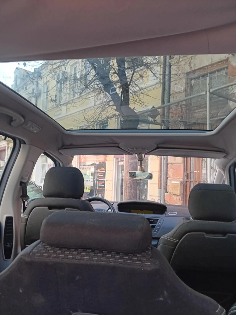 Citroen Grand C4 Picasso, снимка 10 - Автомобили и джипове - 53015164
