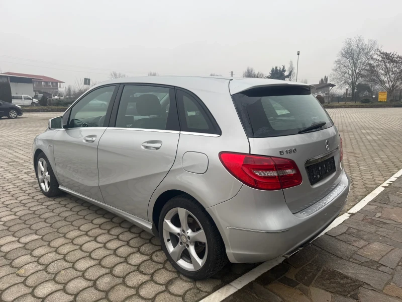 Mercedes-Benz B 180 AUTOMAT , снимка 6 - Автомобили и джипове - 53351010
