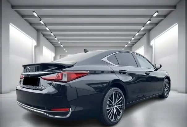 Lexus ES 300h = NEW = Business Line Гаранция - изображение 5