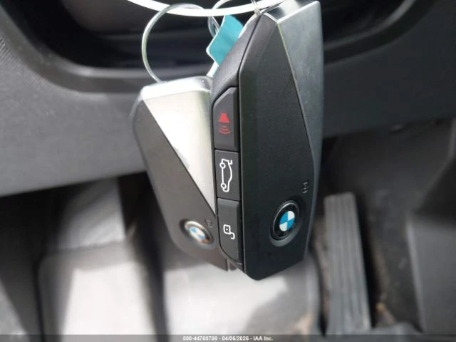 BMW iX, снимка 10 - Автомобили и джипове - 54623363