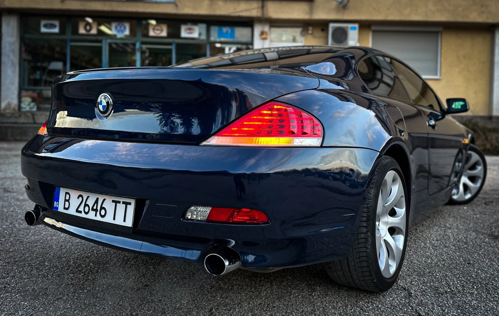 BMW 645 4.4 V8- 333 к.с. - изображение 6