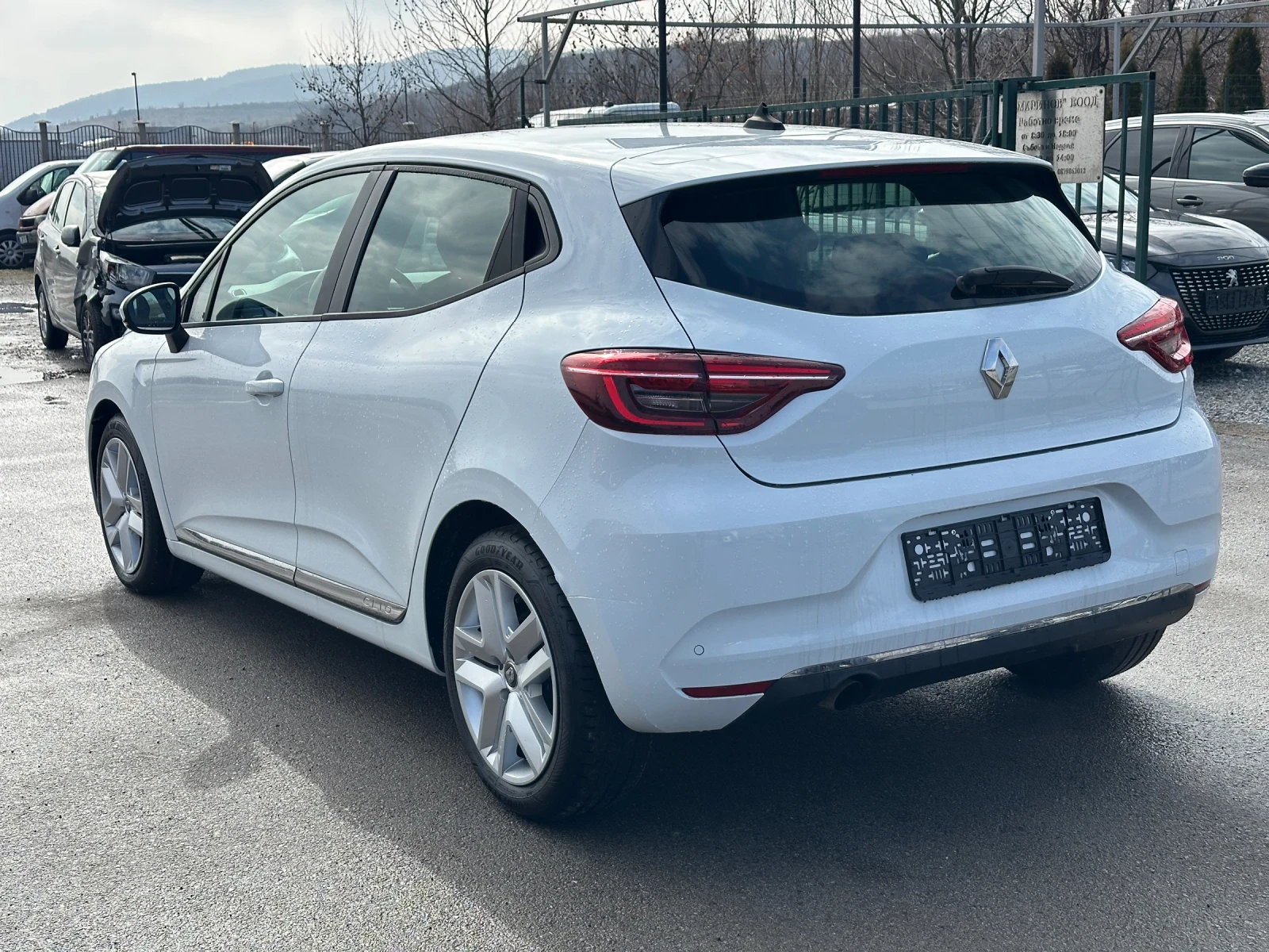 Renault Clio 1.5 DCi - изображение 4