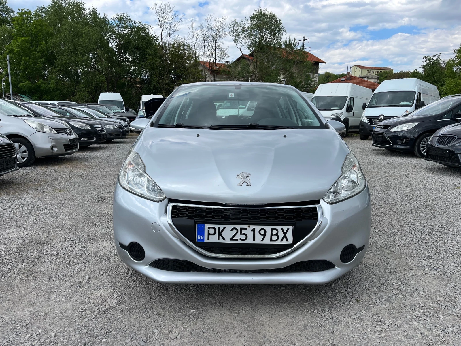 Peugeot 208 1.4HDI  - изображение 3