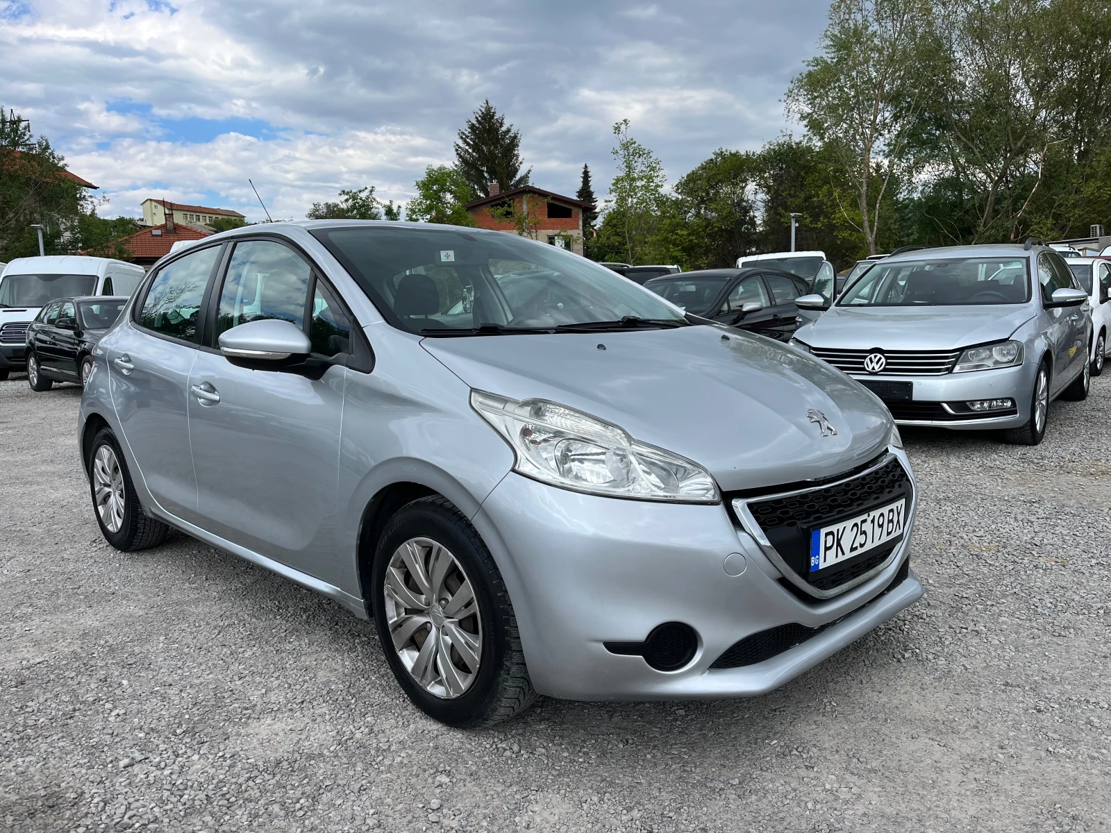 Peugeot 208 1.4HDI  - изображение 2