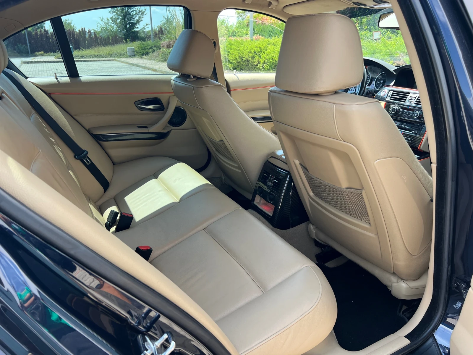 BMW 335 -    360 | Mobile.bg   13