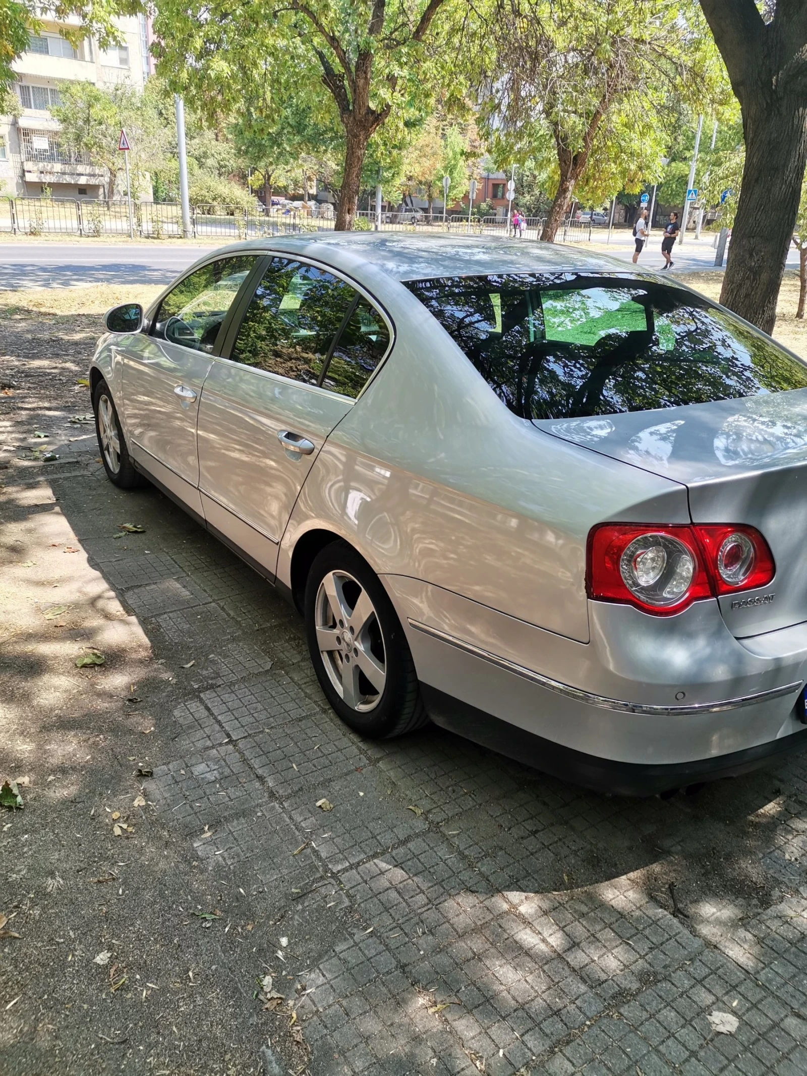 VW Passat  - изображение 4