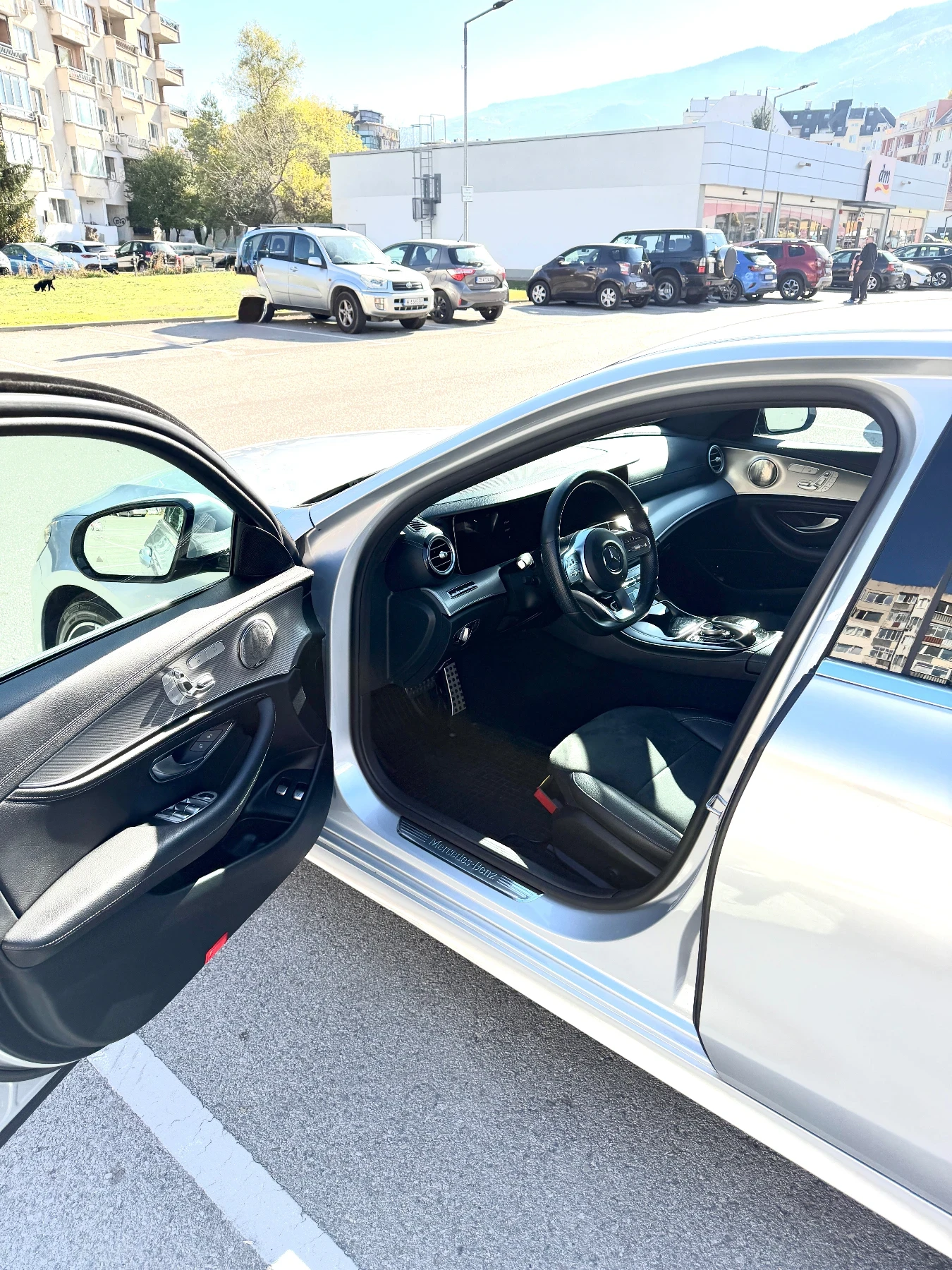 Mercedes-Benz E 220  - изображение 6