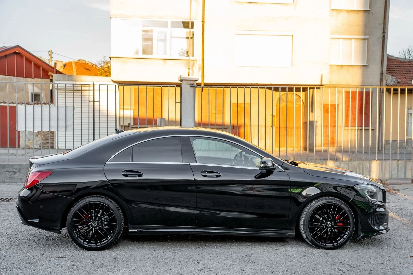 Mercedes-Benz CLA 220 2.2CDI-AMG-DISTRONIC---ASSIST-FUL-TOP | Mobile.bg   8