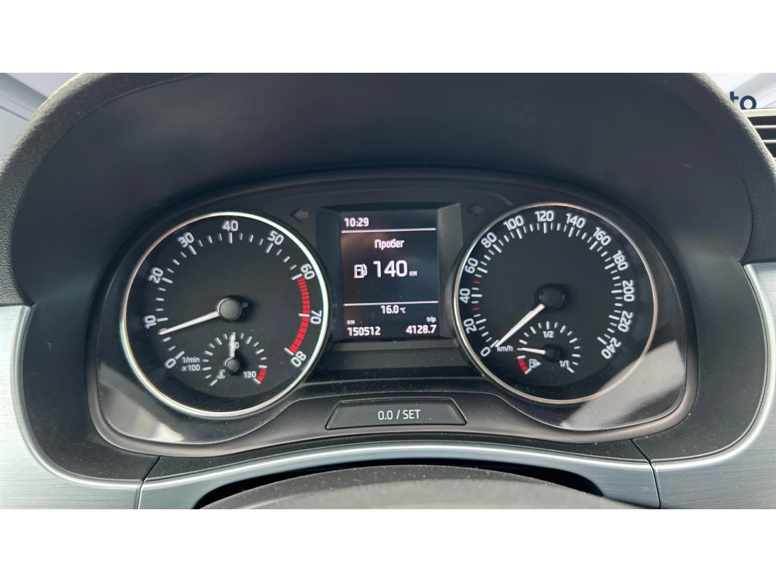 Skoda Fabia 1.2  TSi, ������� ������ �� 444 ��. | Mobile.bg � ����������� 14