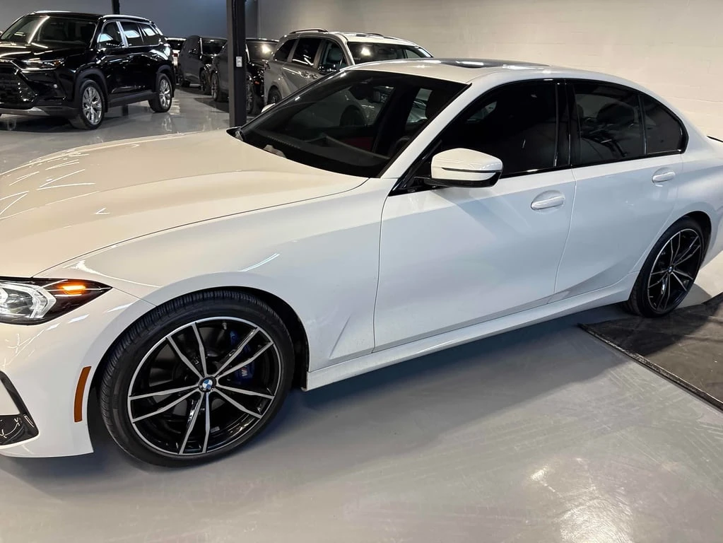 BMW 330 i xDrive 2024 * CARFAX * БЕЗ ПЪРВОНАЧАЛНА ВНОСКА - изображение 3