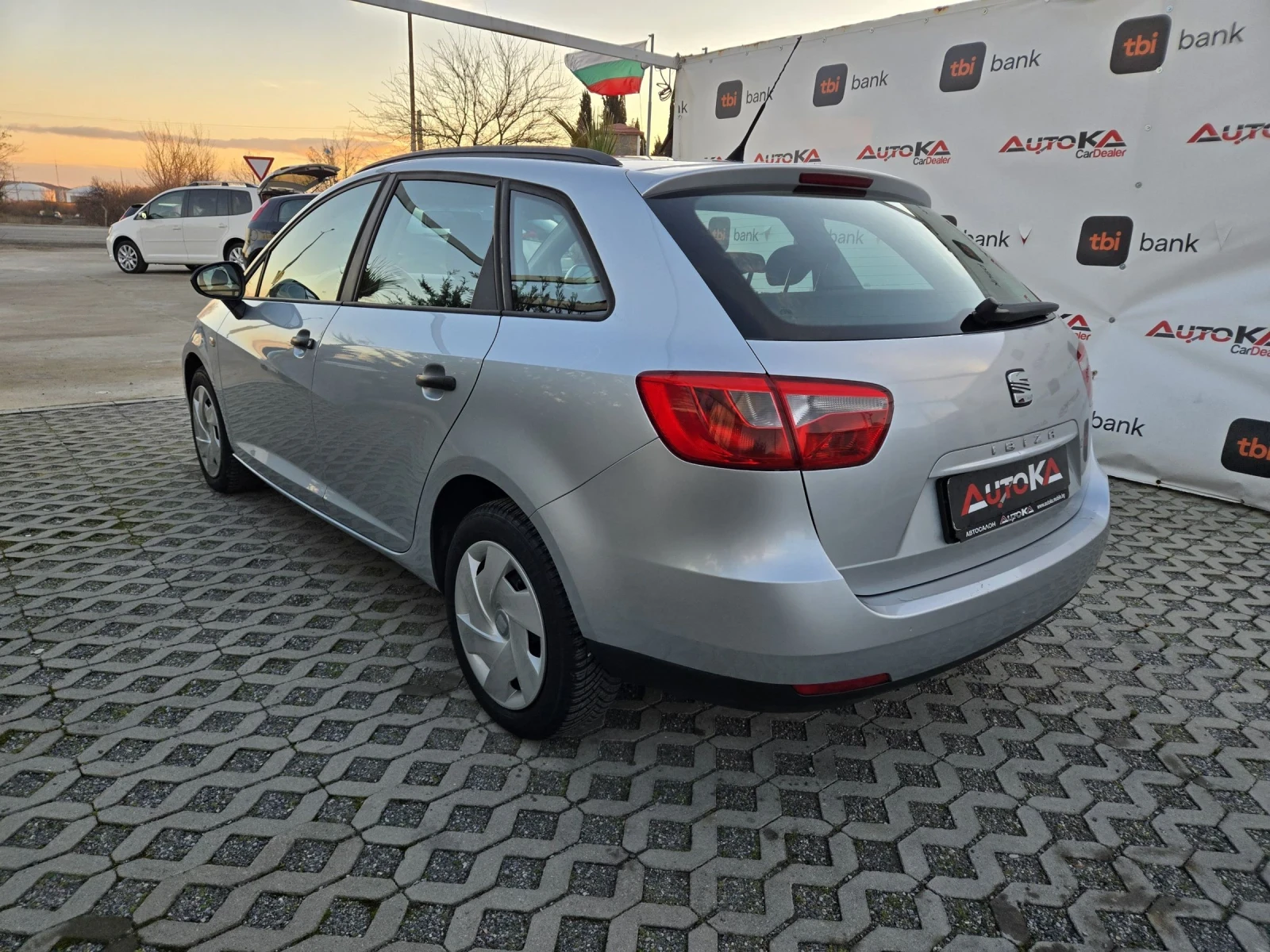 Seat Ibiza 1.2TDI-75кс= 80.000км!= АВТОПИЛОТ= КЛИМАТИК= EURO5 - изображение 5