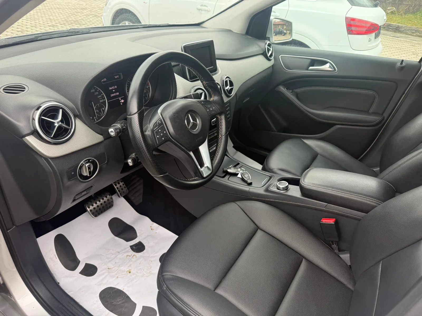 Mercedes-Benz B 180 AUTOMAT  - изображение 8