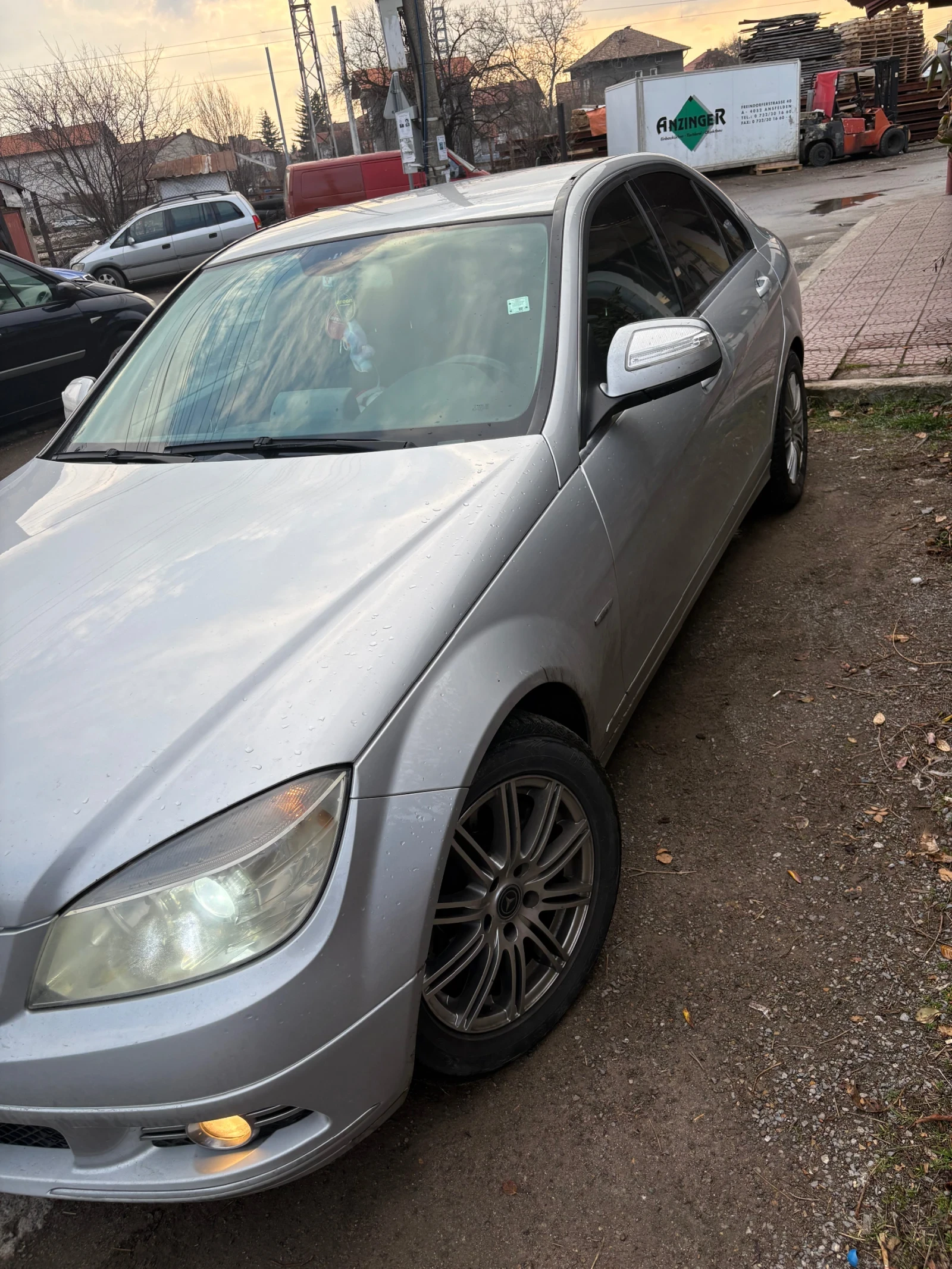 Mercedes-Benz C 220, снимка 12 - Автомобили и джипове - 53725822