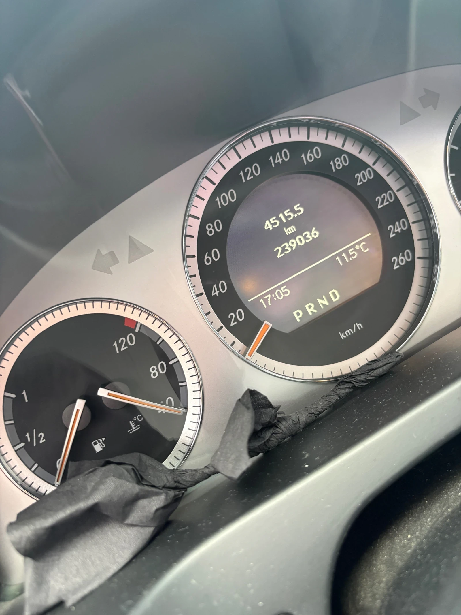 Mercedes-Benz C 220, снимка 2 - Автомобили и джипове - 53725822