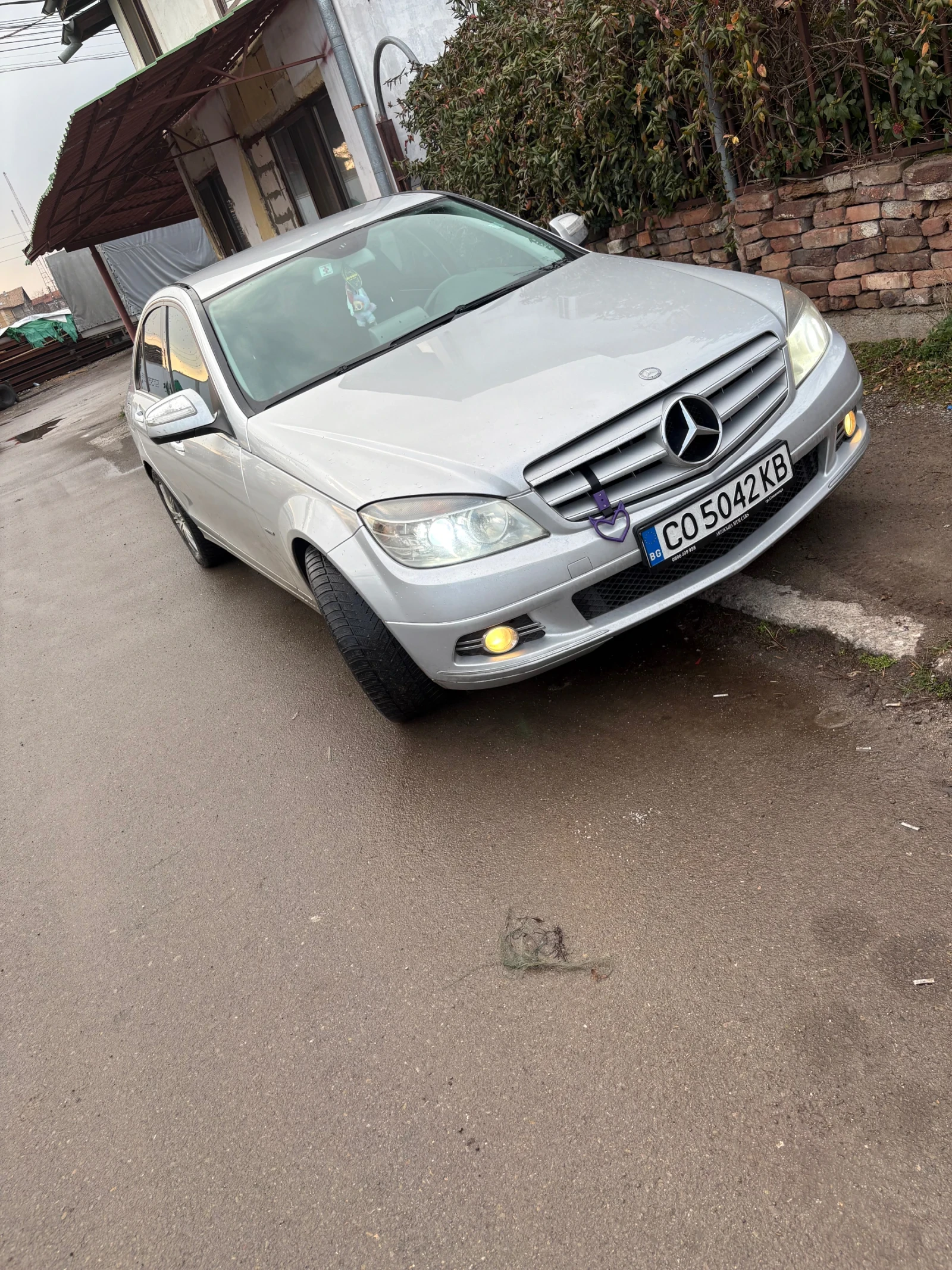 Mercedes-Benz C 220, снимка 9 - Автомобили и джипове - 53725822