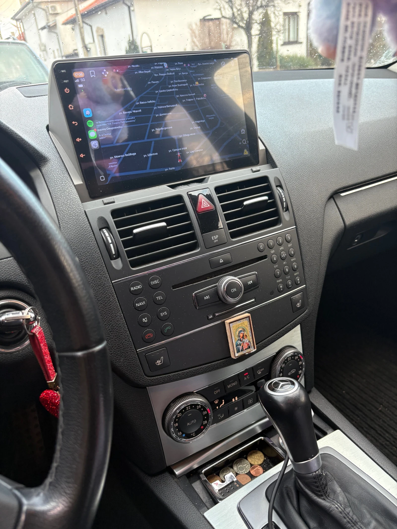 Mercedes-Benz C 220, снимка 3 - Автомобили и джипове - 53725822