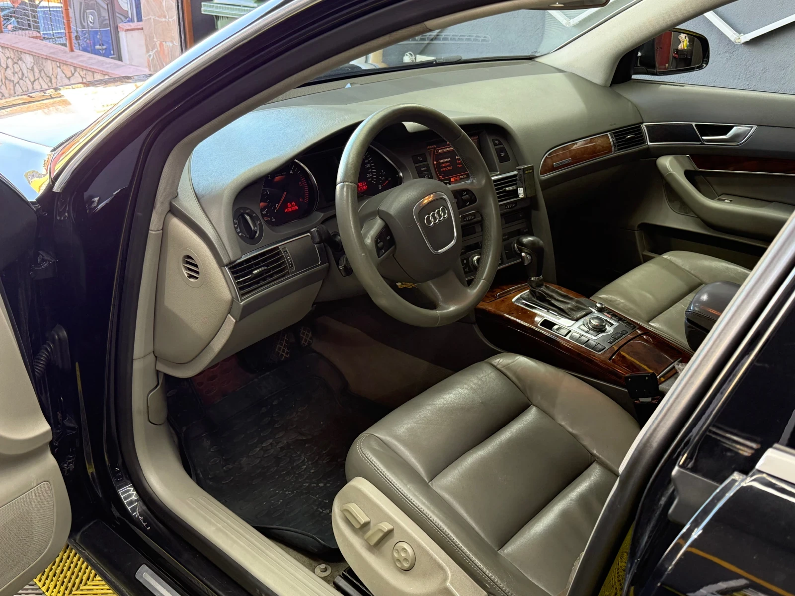 Audi A6, снимка 13 - Автомобили и джипове - 53841890