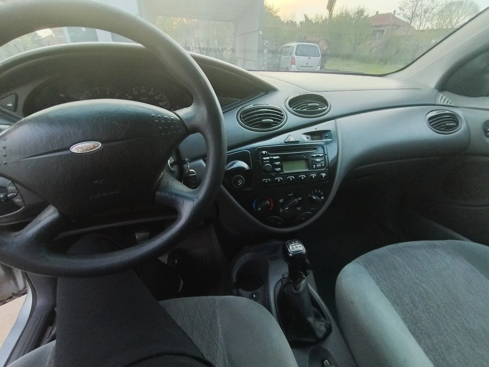 Ford Focus 1.4 16V газов инжекцион 75 коня, снимка 9 - Автомобили и джипове - 54183557