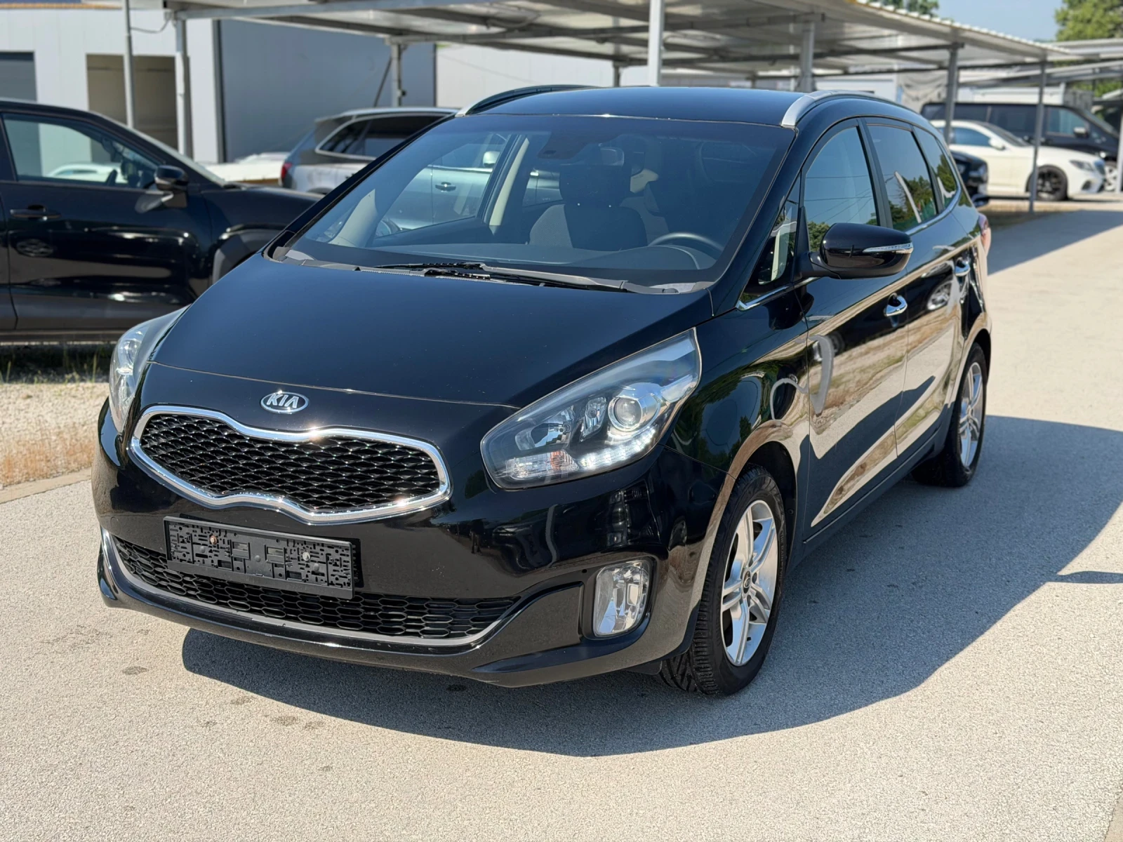 Kia Carens 1.6i ��������� 7 ������ | Mobile.bg � ����������� 2