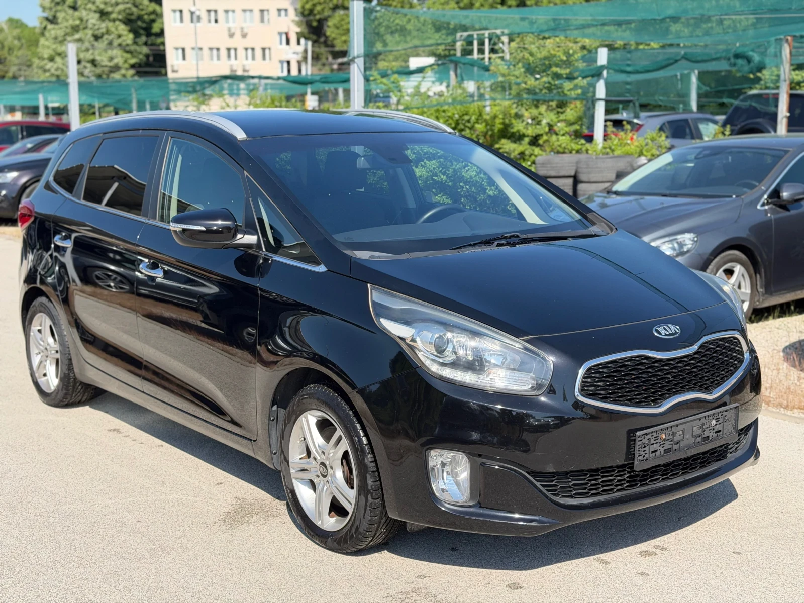 Kia Carens 1.6i ��������� 7 ������ | Mobile.bg � ����������� 1
