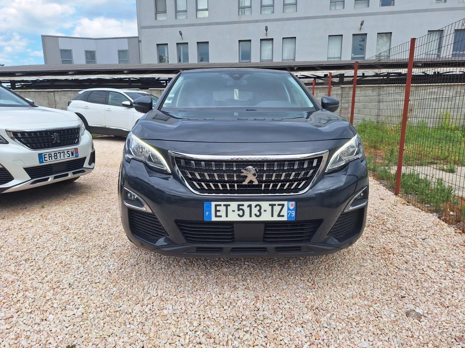 Peugeot 3008 1, 6HDI* Автоматик/Навигация/Лед/Топ* , снимка 2 - Автомобили и джипове - 55247300