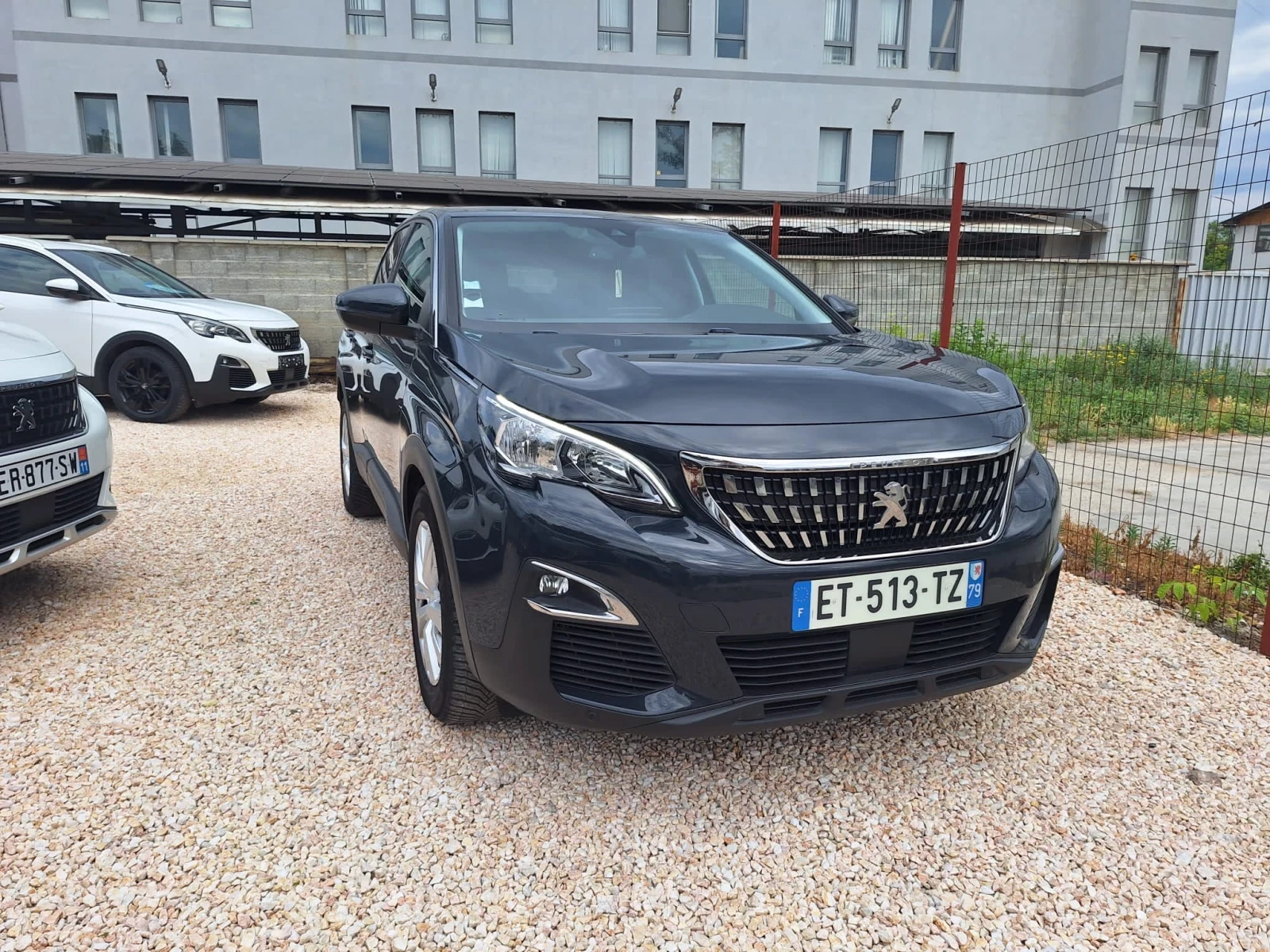Peugeot 3008 1, 6HDI* Автоматик/Навигация/Лед/Топ* , снимка 3 - Автомобили и джипове - 55247300
