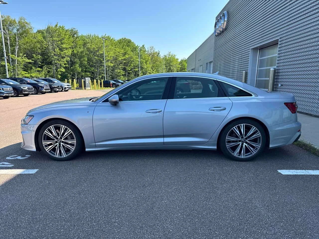 Audi A6 /NIGHT VISION/360/DIS/HUD/B&O/АВТОКРЕДИТ, снимка 2 - Автомобили и джипове - 55415945