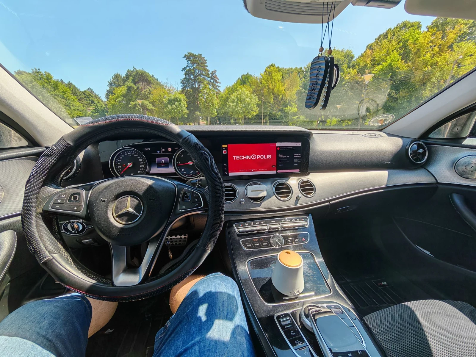 Mercedes-Benz E 220, снимка 10 - Автомобили и джипове - 55682491