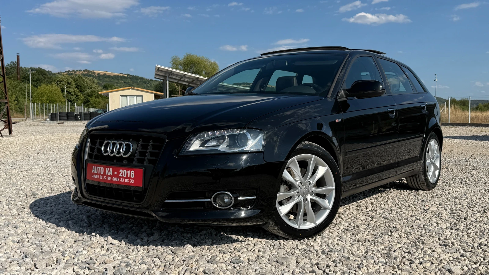 Audi A3 1.2TFSI-105кс-Sline-ПАНОРАМА/КСЕНОН/КОЖА/ИТАЛИЯ, снимка 3 - Автомобили и джипове - 55732455