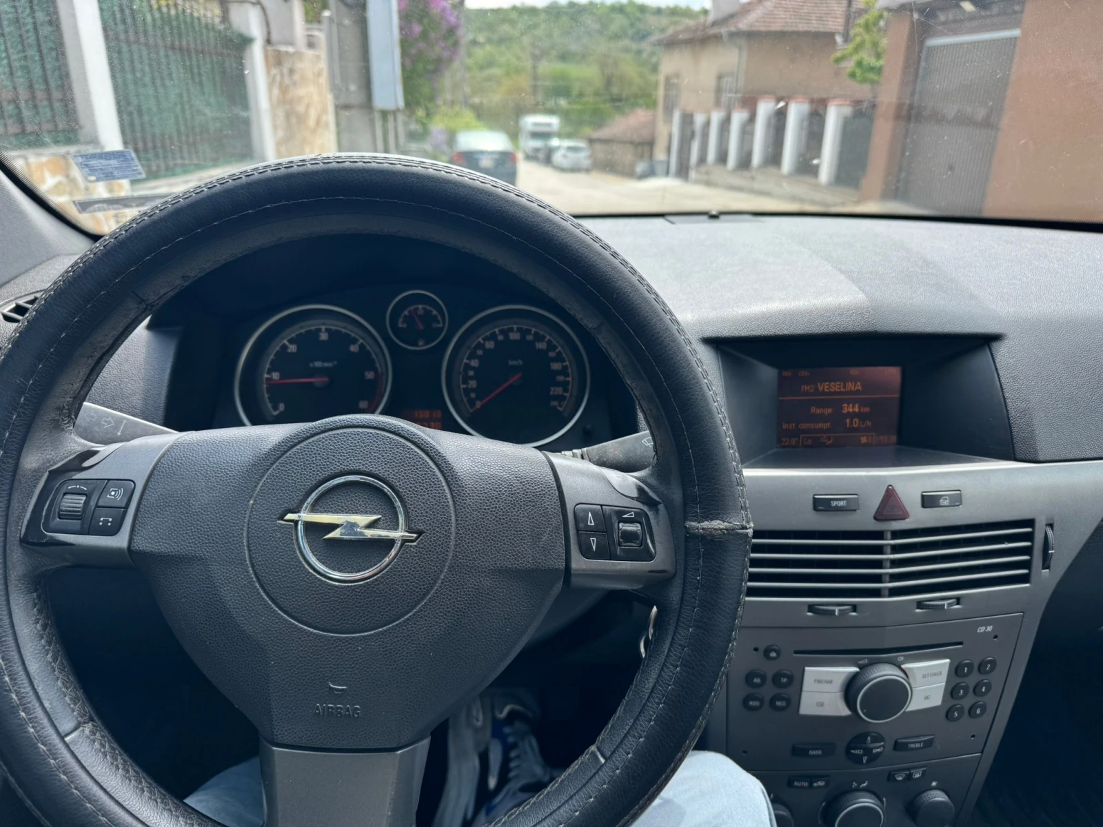 Opel Astra, снимка 2 - Автомобили и джипове - 55885362