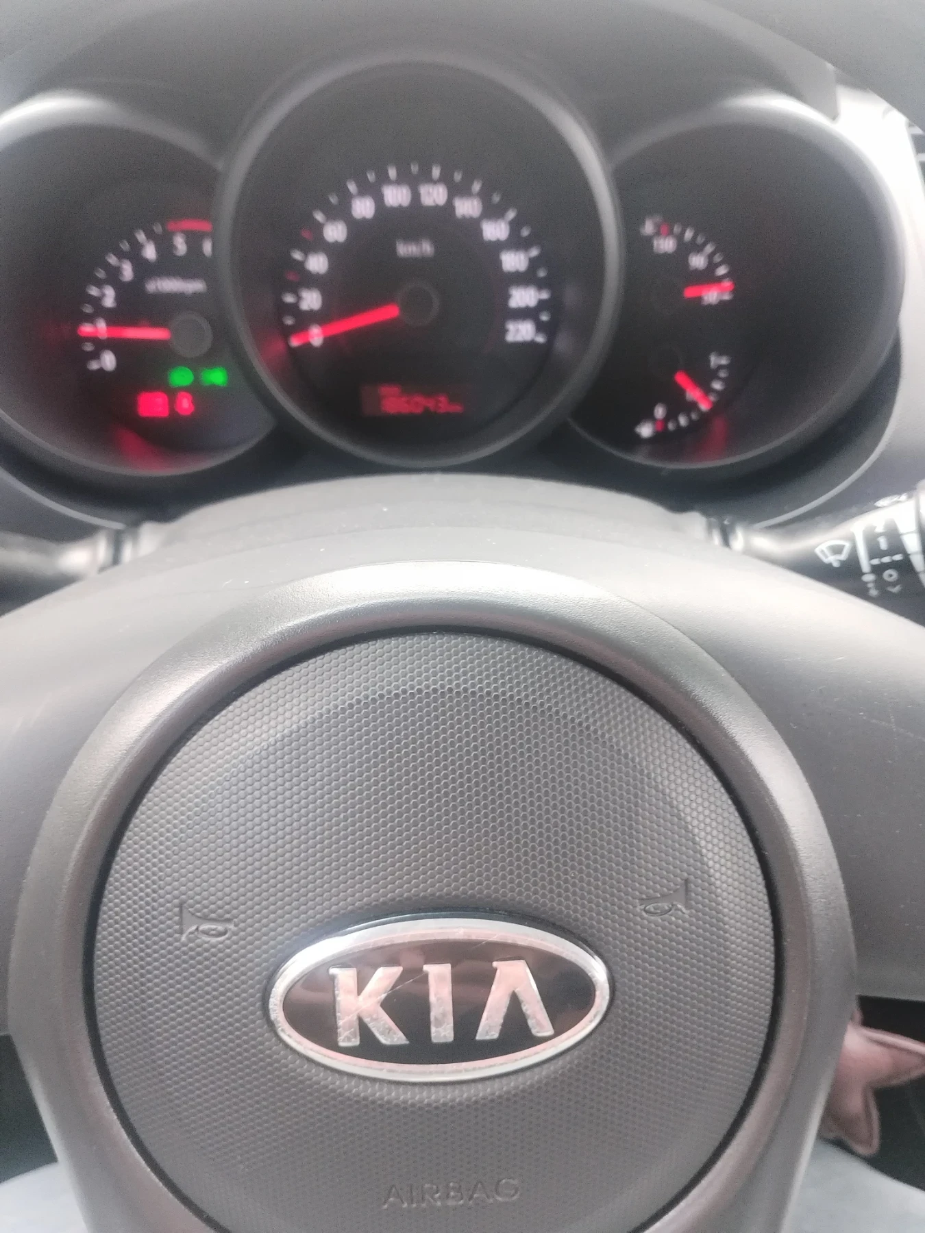 Kia Soul 1.6 CRDi, снимка 10 - Автомобили и джипове - 56295500