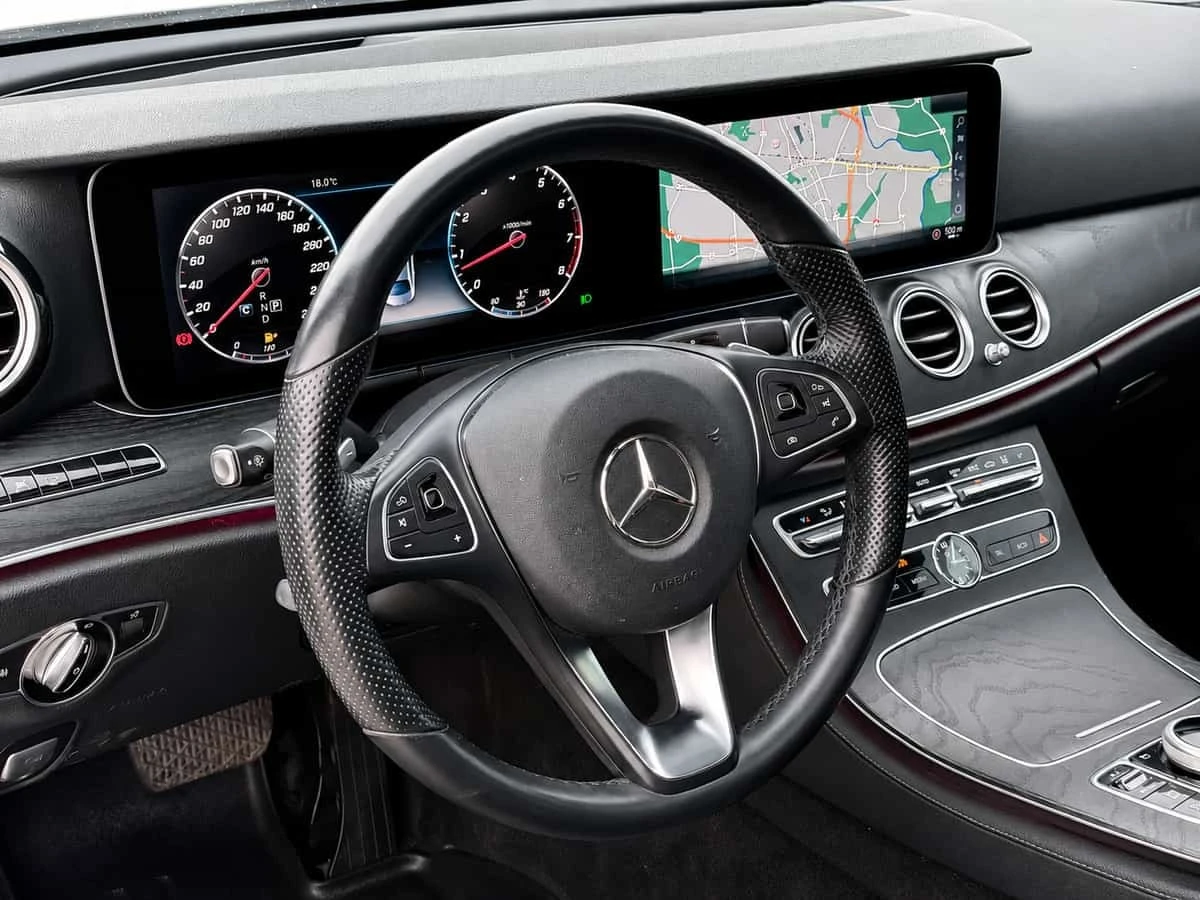 Mercedes-Benz E 400 PREMIUM PKG * TECH PKG * BURMESTER * ЦЕНА ДО БГ * , снимка 7 - Автомобили и джипове - 56364879
