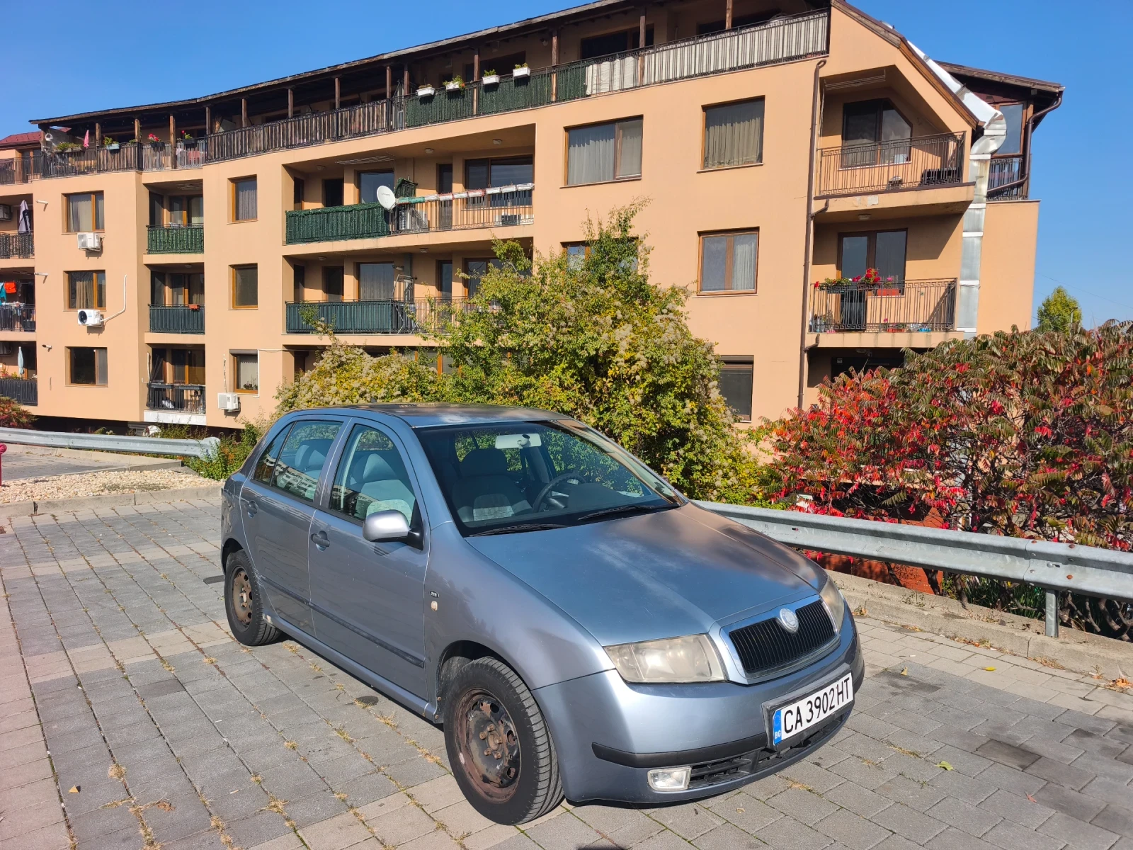 Skoda Fabia 1.4 16V Comfort, снимка 7 - Автомобили и джипове - 56596988