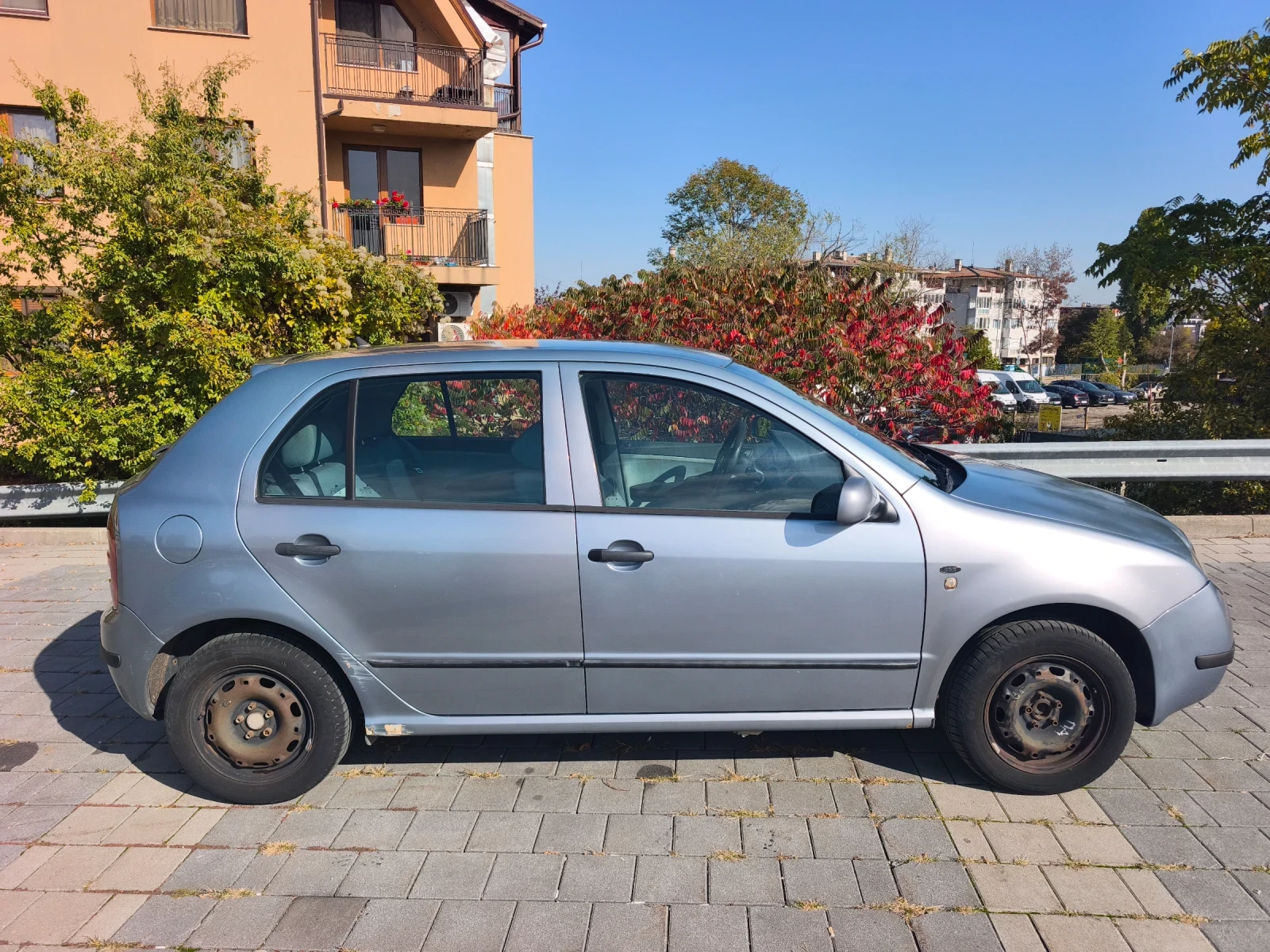 Skoda Fabia 1.4 16V Comfort, снимка 6 - Автомобили и джипове - 56596988