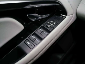 Land Rover Range Rover Evoque FIRST EDITION | MERIDIAN | HUD | PANO | CARFAX | Auto.bg — изображение 16