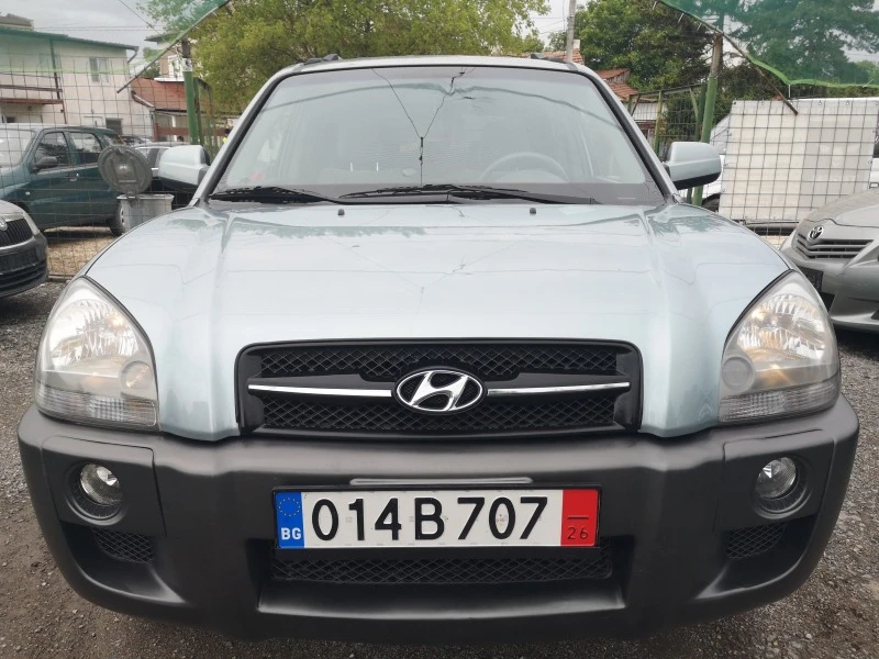 Hyundai Tucson 2.0i/4x4, снимка 1 - Автомобили и джипове - 45778818