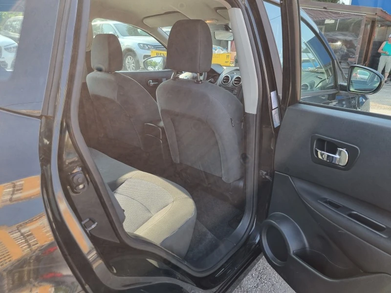 Nissan Qashqai 1.6I GAZ, снимка 14 - Автомобили и джипове - 46700789