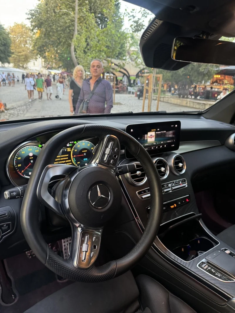 Mercedes-Benz GLC 300, снимка 3 - Автомобили и джипове - 47043939