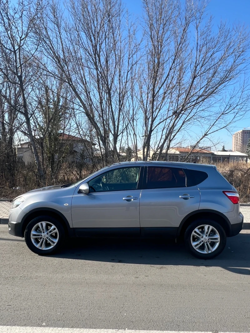 Nissan Qashqai 2.0DCI 4X4 FACELIFT, снимка 3 - Автомобили и джипове - 49122451