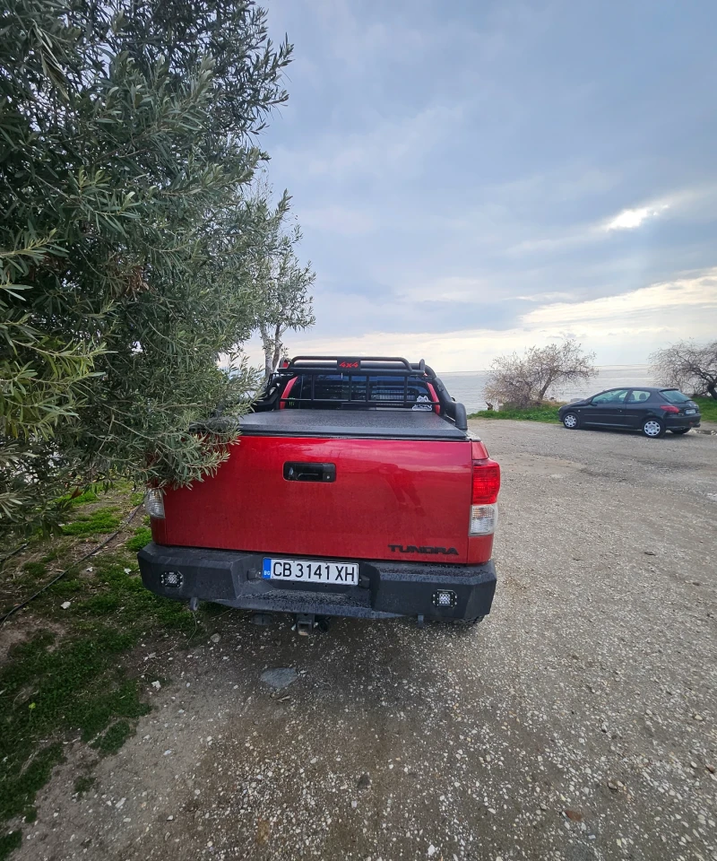 Toyota Tundra 5.7 , снимка 3 - Автомобили и джипове - 49353854